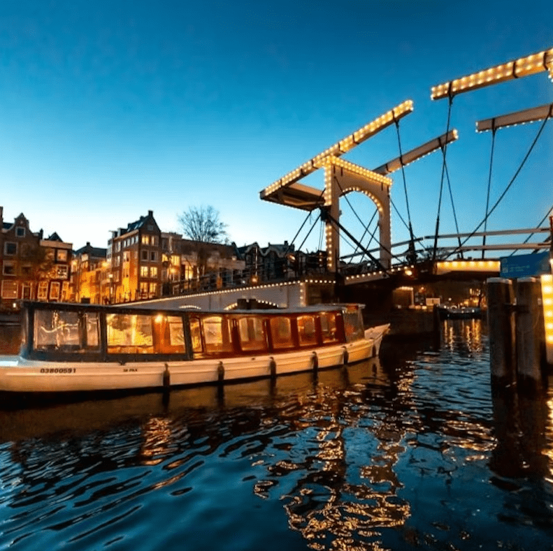 Amsterdam Light Festival River Cuise